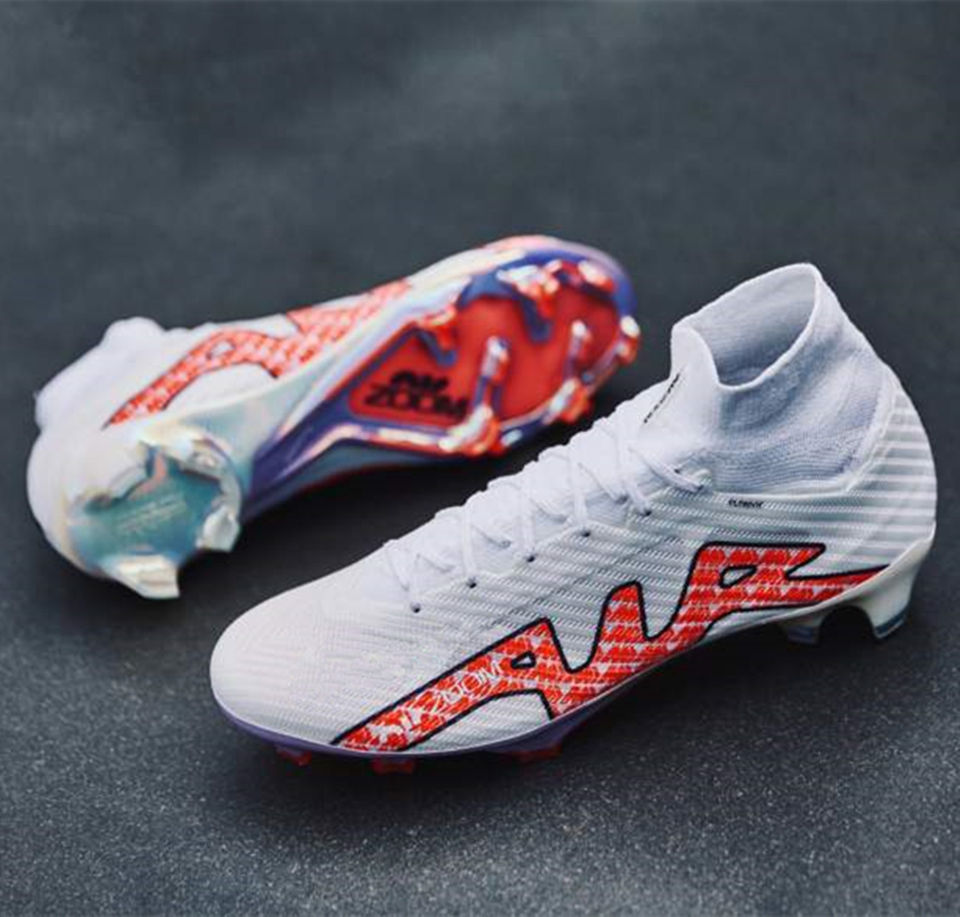 Outdoor Professional Men Football Sneakers Boy Soccer Shoes High Ankle Men's Cleats Training Sport Shoes Soccer Boots 